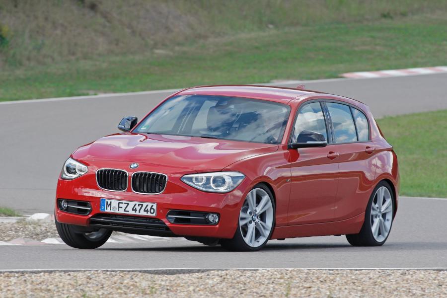  BMW 118i Sport Line 2011 года  (фото 59 из 185)